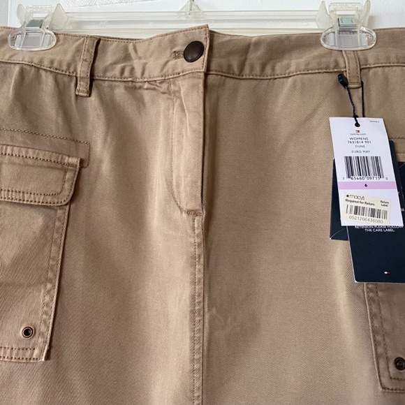 Tommy Hilfiger Mini Skirt NWT - Picture 3 of 3